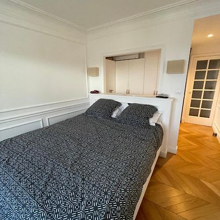Apparemment Niche Dans Les Arbres Daire Narbonne Dış mekan fotoğraf