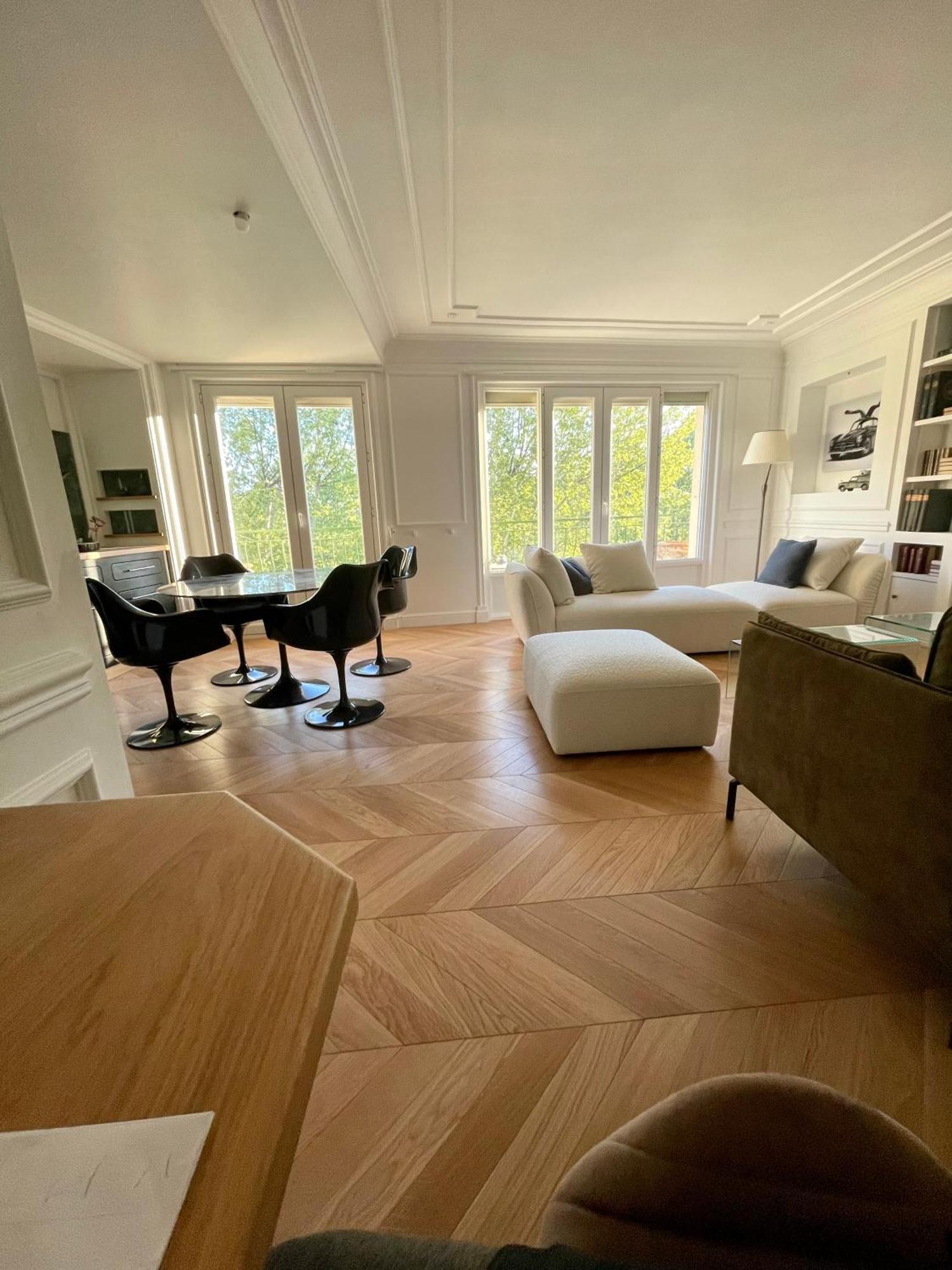Apparemment Niche Dans Les Arbres Daire Narbonne Dış mekan fotoğraf